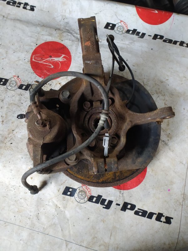 Ступица правая передняя NISSAN DUALIS NJ10 2 ракурс