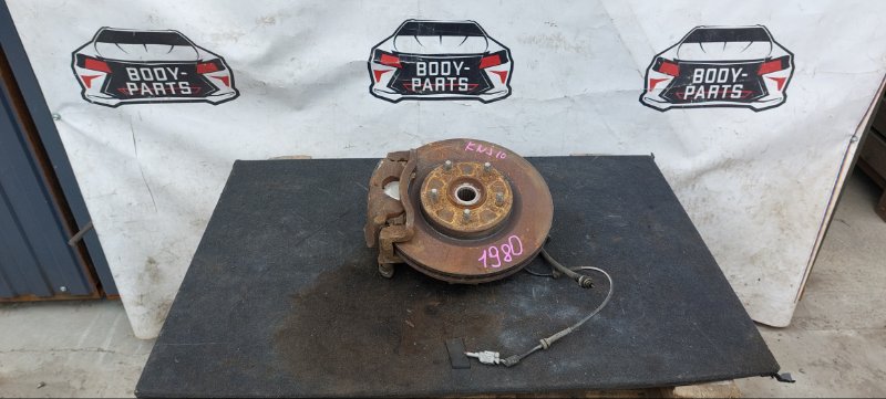 Ступица левая передняя NISSAN DUALIS KNJ10 MR20 1 ракурс