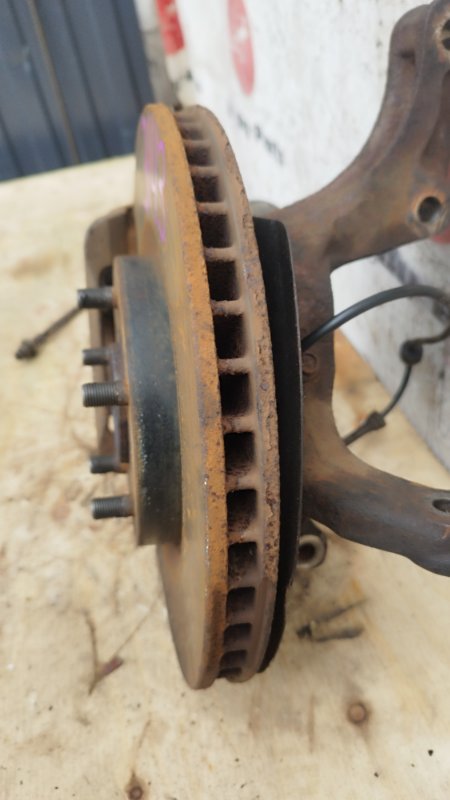 Ступица левая передняя NISSAN DUALIS NJ10 MR20 2 ракурс