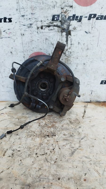 Ступица левая передняя NISSAN DUALIS NJ10 MR20 4 ракурс