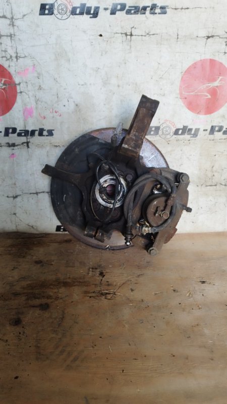 Ступица левая передняя NISSAN DUALIS NJ10 MR20 4 ракурс