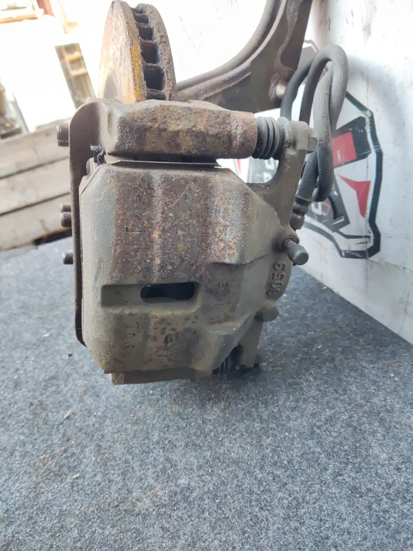 Ступица левая передняя NISSAN DUALIS KNJ10 2 ракурс