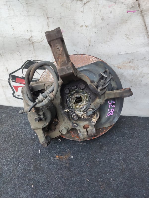 Ступица левая передняя NISSAN DUALIS KNJ10 4 ракурс