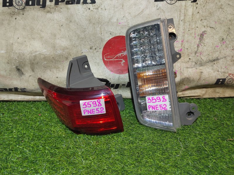 Стоп-сигнал левый задний NISSAN ELGRAND pne52 VQ35 8959, 8960 2 ракурс