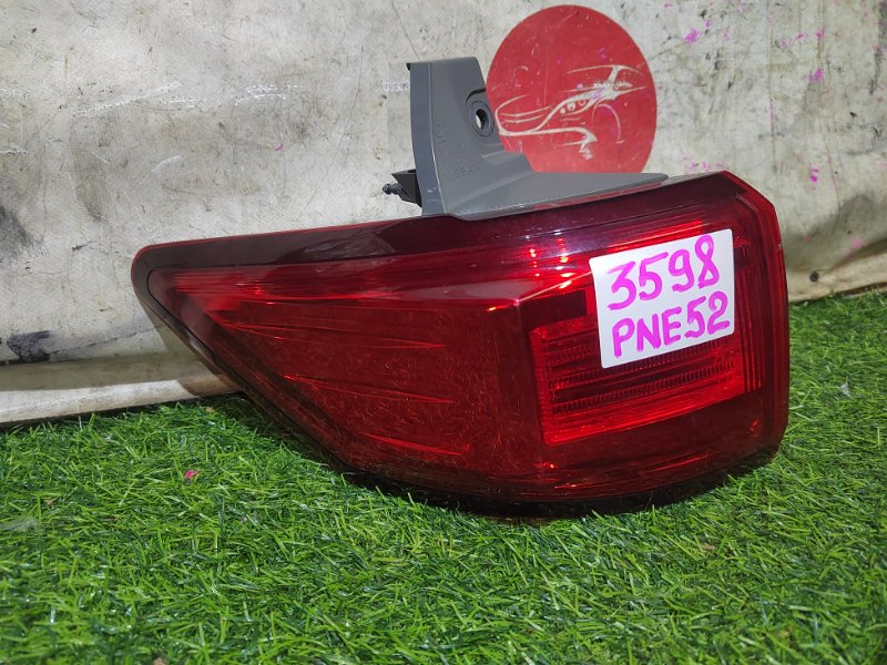 Стоп-сигнал левый задний NISSAN ELGRAND pne52 VQ35 8959, 8960 3 ракурс
