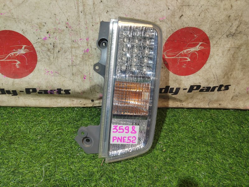 Стоп-сигнал правый задний NISSAN ELGRAND pne52 VQ35 8959, 8960 5 ракурс