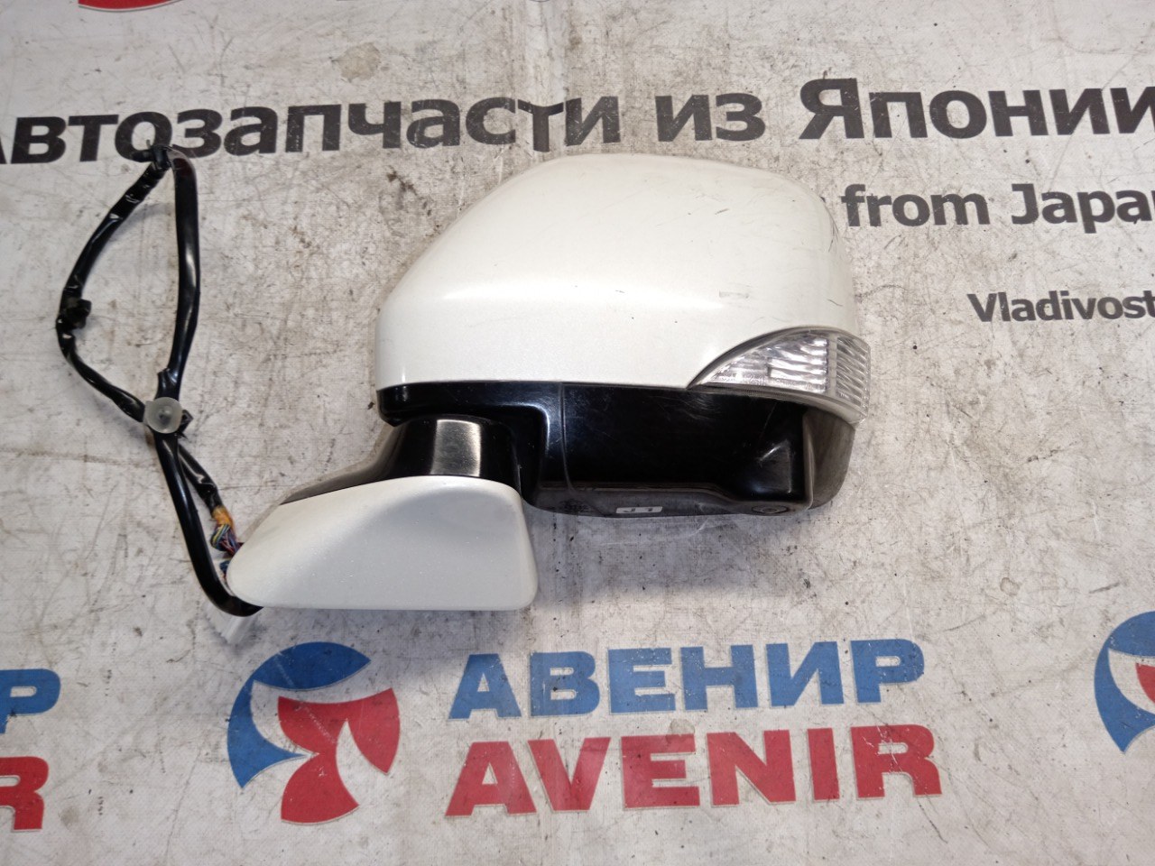 Зеркало левое переднее NISSAN ELGRAND PE52, PNE52, TE52, TNE52 1 ракурс