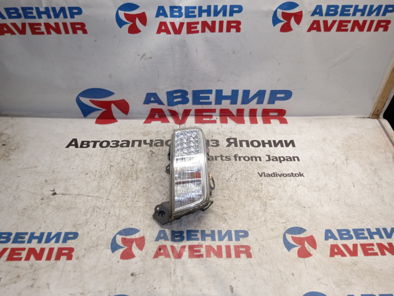 Стоп-сигнал правый задний NISSAN ELGRAND PE52, PNE52, TE52, TNE52 8960 1 ракурс