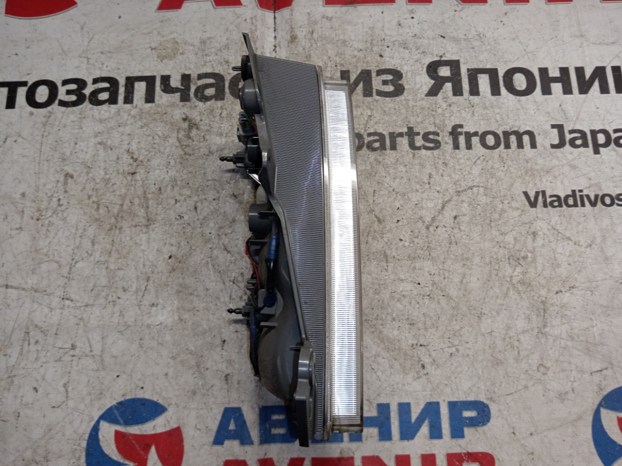 Стоп-сигнал правый задний NISSAN ELGRAND PE52, PNE52, TE52, TNE52 8960 3 ракурс