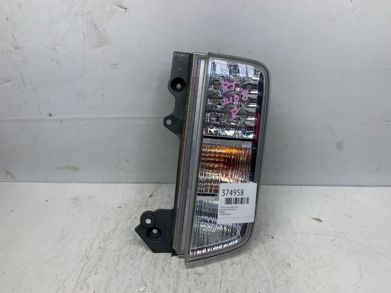 Стоп-сигнал правый задний NISSAN ELGRAND E52 P8960 1 ракурс