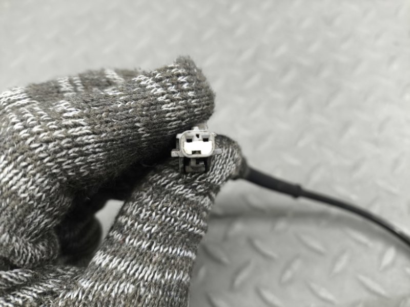 Датчик abs правый передний NISSAN DUALIS J10 MR20DE 47910JD000 4 ракурс