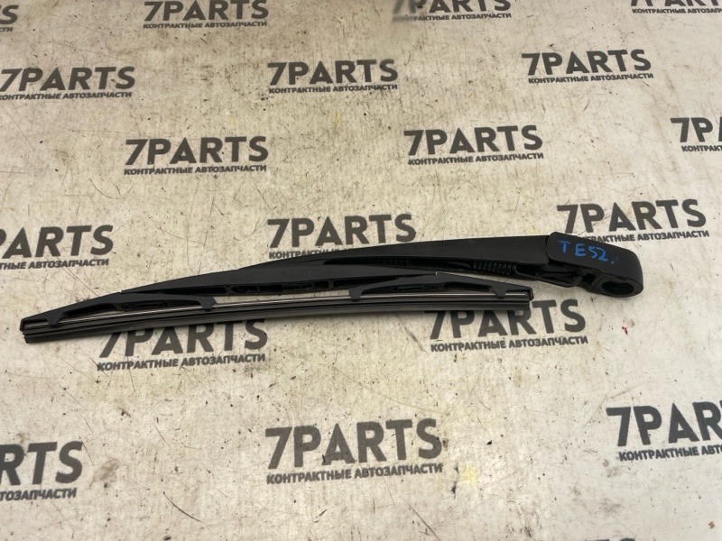 Дворник задней двери NISSAN ELGRAND TE52 1 ракурс