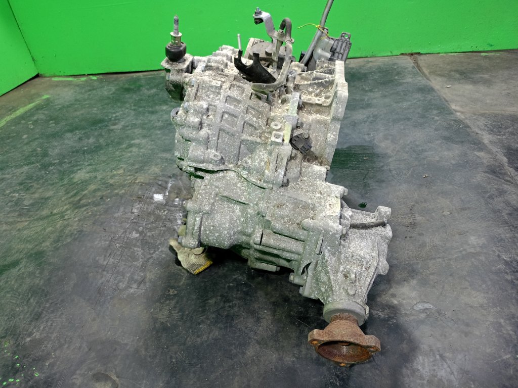 АКПП NISSAN ELGRAND TNE52 QR25-DE 5 ракурс