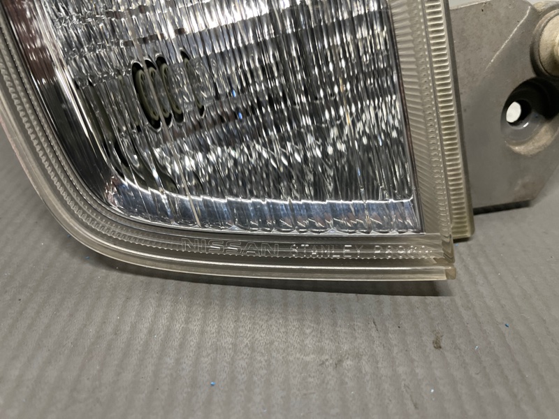 Стоп левый задний Nissan ELGRAND TE52, PE52, PNE52, TNE52 QR25 265551JB3A, P8960 4 ракурс