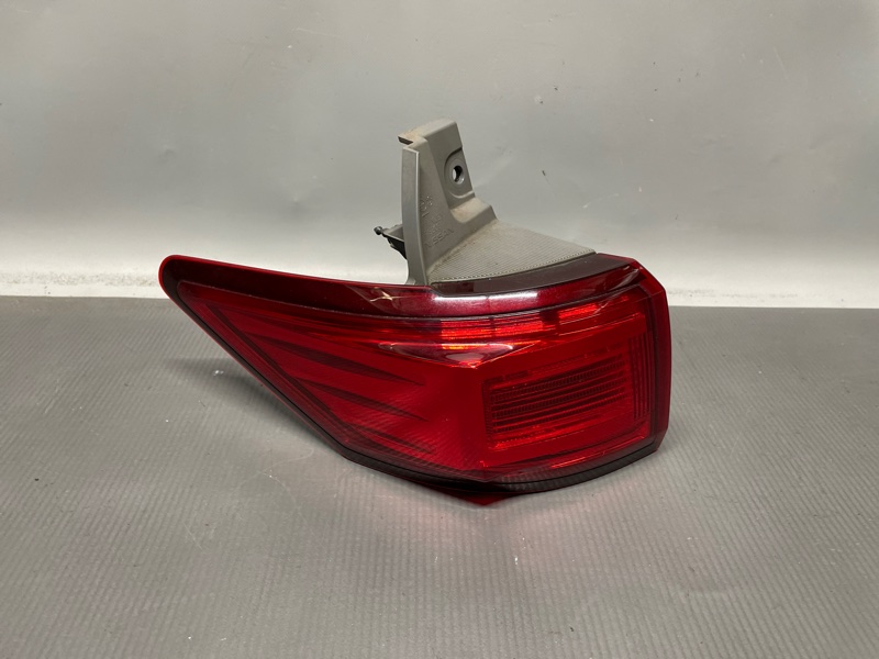 Стоп левый задний Nissan ELGRAND TE52, PE52, PNE52, TNE52 QR25 P8503 1 ракурс