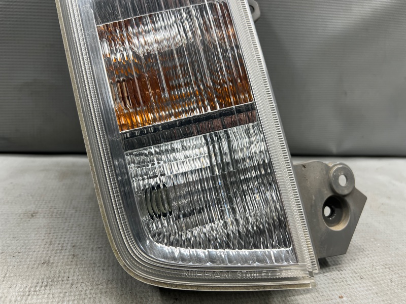 Стоп левый задний Nissan ELGRAND TE52, PE52, PNE52, TNE52 QR25 265551JB3A, P8960 3 ракурс
