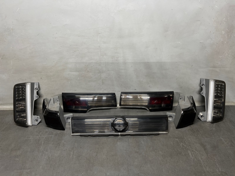 Стоп задний Nissan ELGRAND E52 QR25 P8503 1 ракурс