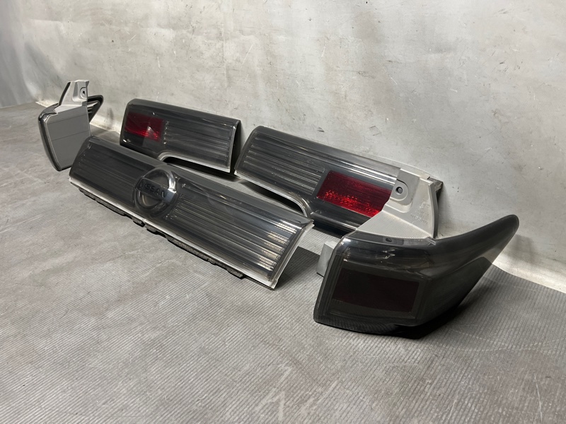 Стоп задний Nissan ELGRAND E52 QR25 P8503 2 ракурс