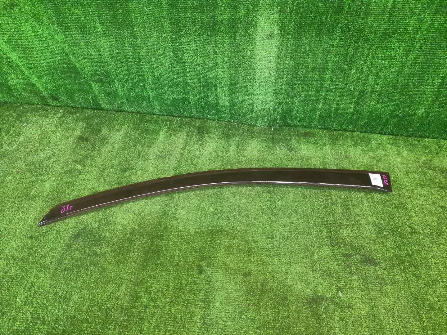 Ветровик левый передний NISSAN DUALIS J10 1242 1 ракурс