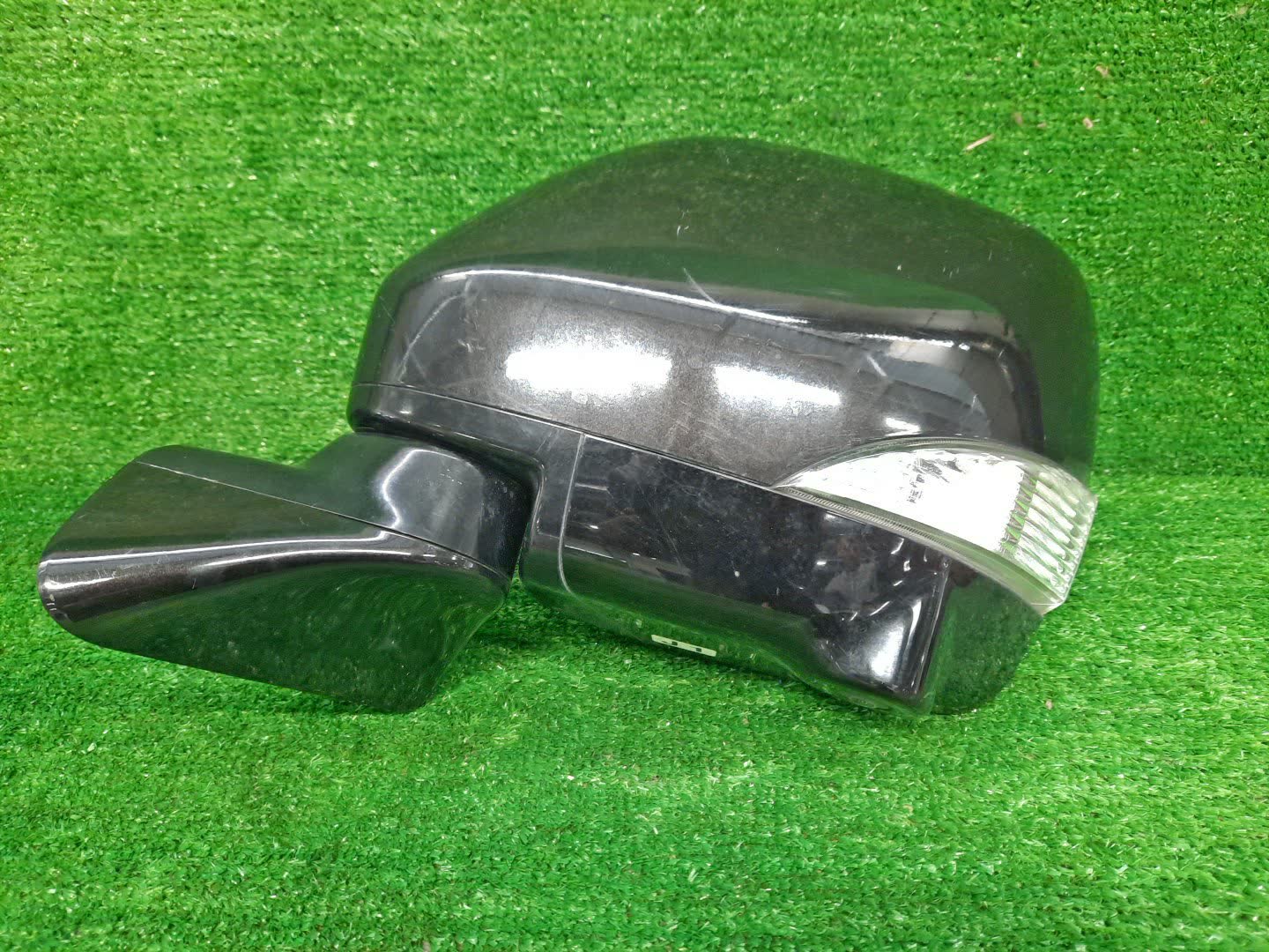 Зеркало левое переднее NISSAN ELGRAND E52 13K 1 ракурс