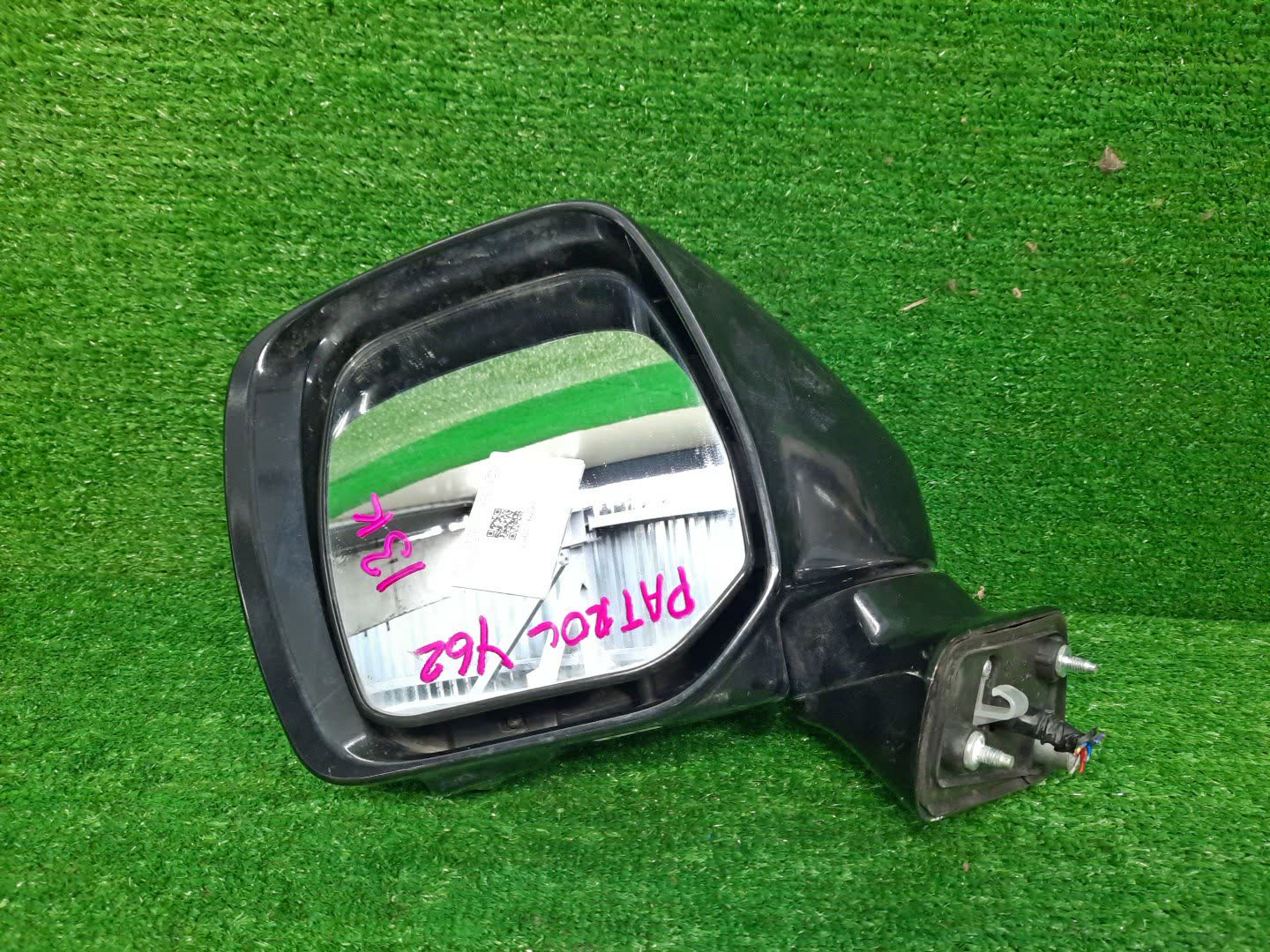 Зеркало левое переднее NISSAN ELGRAND E52 13K 3 ракурс