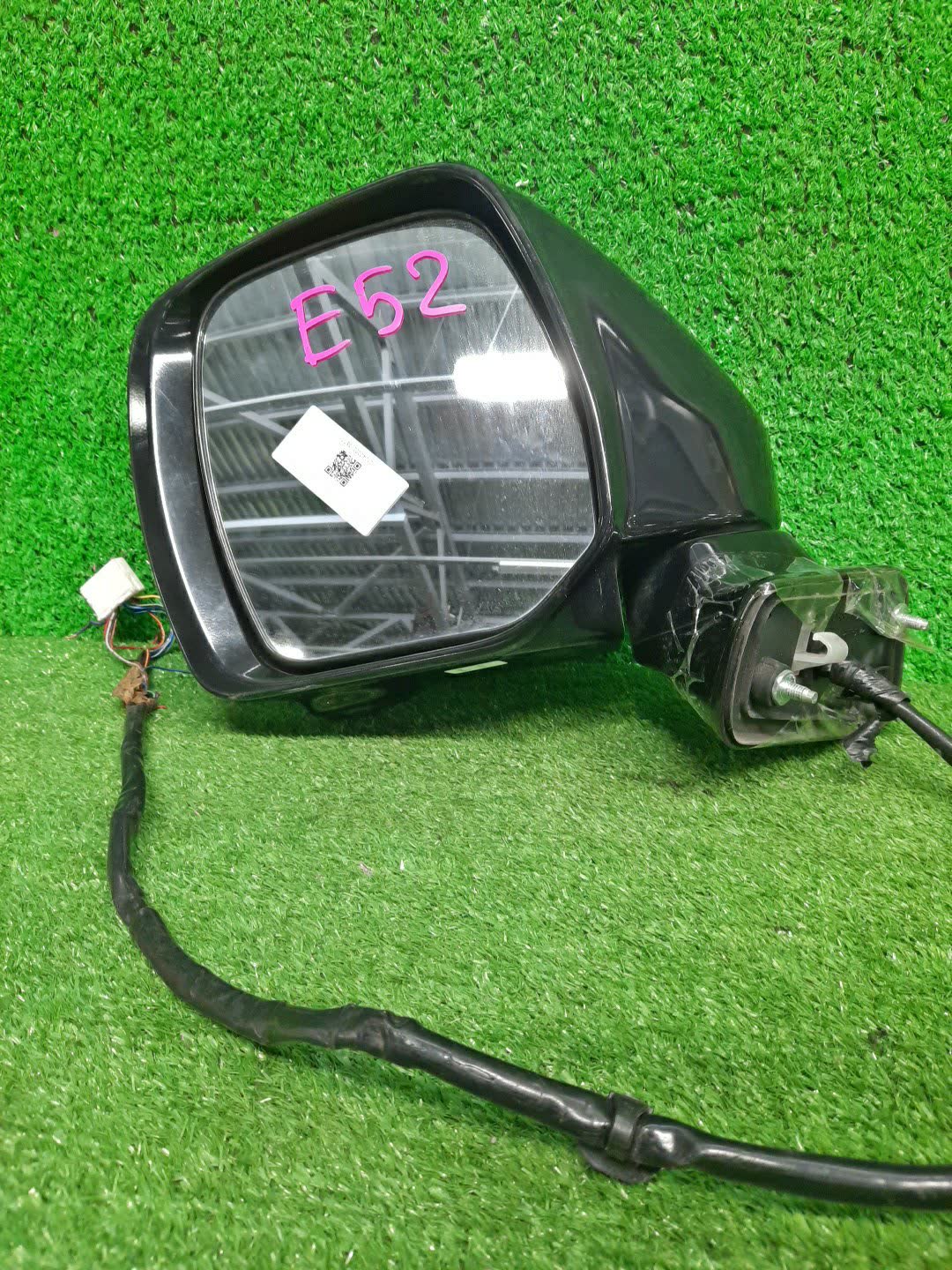 Зеркало левое переднее NISSAN ELGRAND E52 12K 1 ракурс