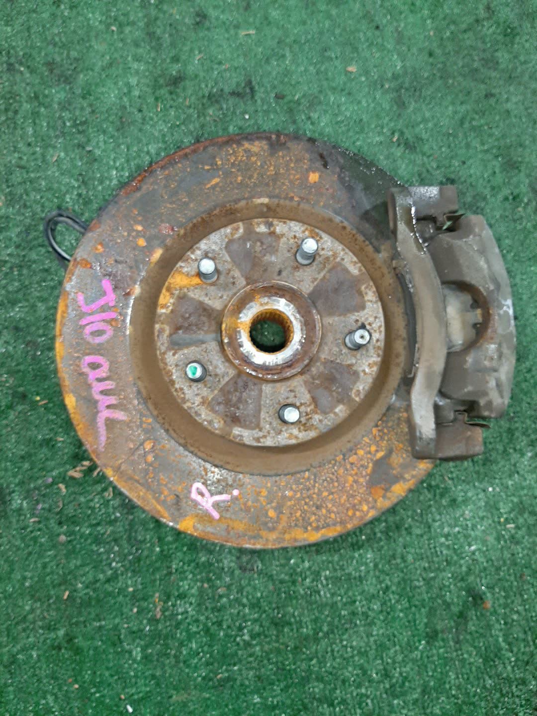 Ступица правая передняя NISSAN DUALIS J10 MR20DE 1 ракурс