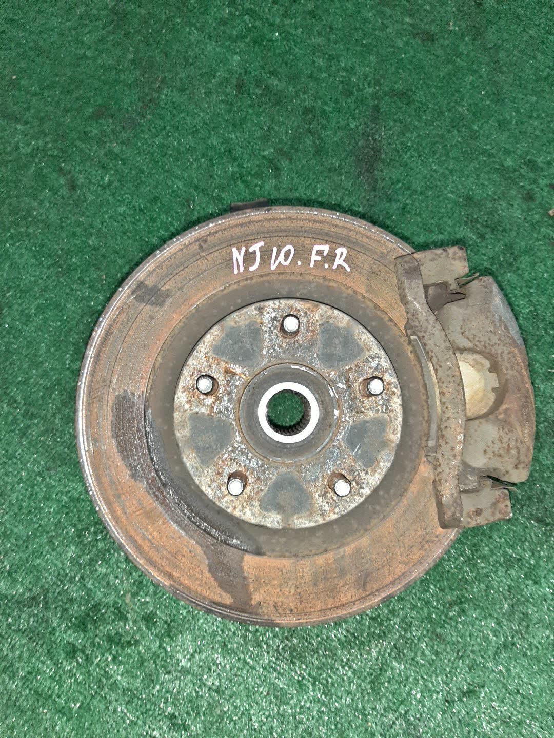 Ступица правая передняя NISSAN DUALIS NJ10 MR20DE 1 ракурс