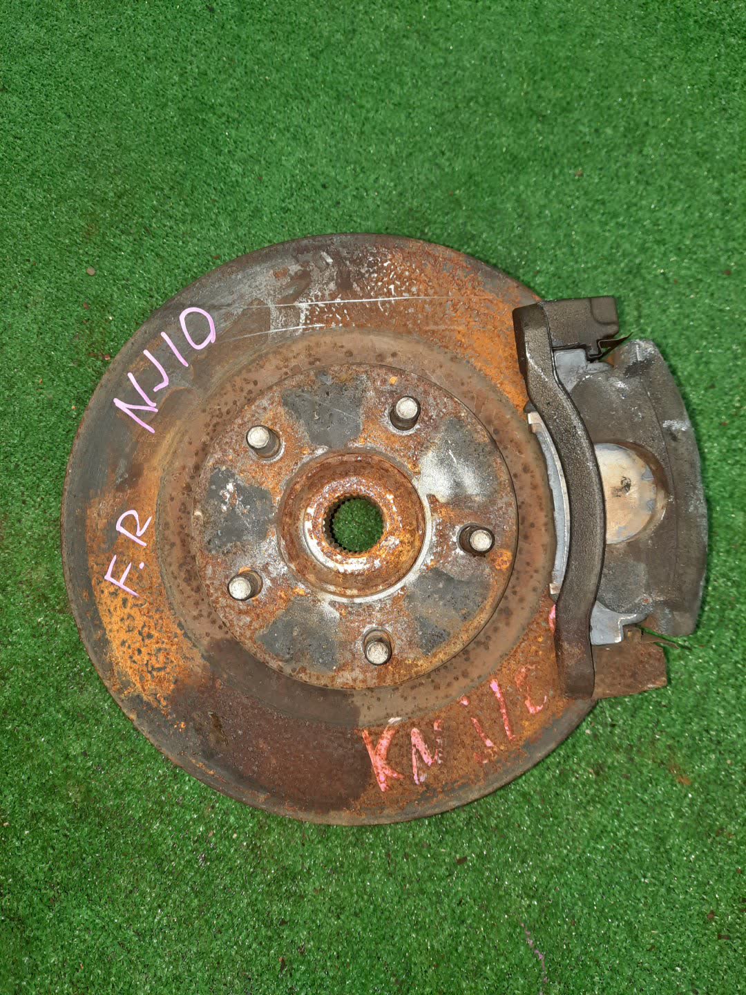 Ступица правая передняя NISSAN DUALIS NJ10 MR20DE 1 ракурс