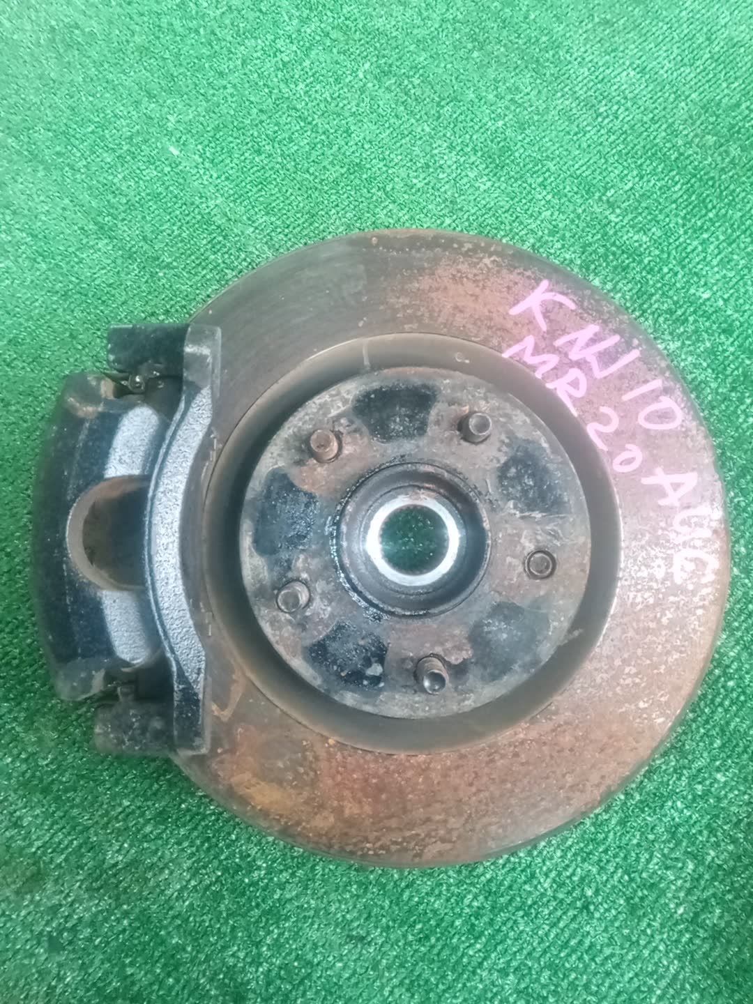 Ступица левая передняя NISSAN DUALIS NJ10 MR20DE 1 ракурс