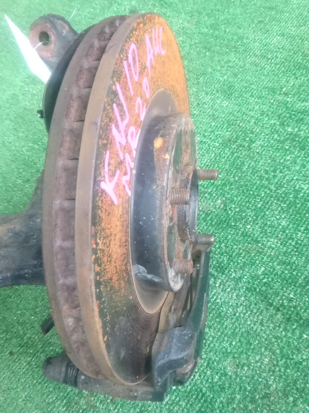 Ступица левая передняя NISSAN DUALIS NJ10 MR20DE 2 ракурс