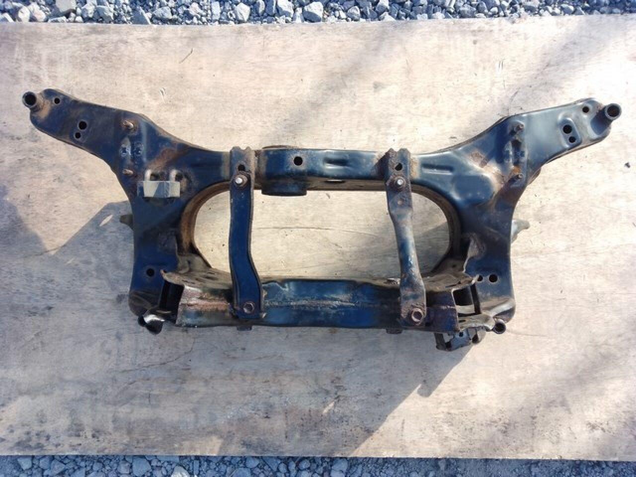 Балка подвески задняя NISSAN DUALIS KNJ10 MR20DE - 1 ракурс