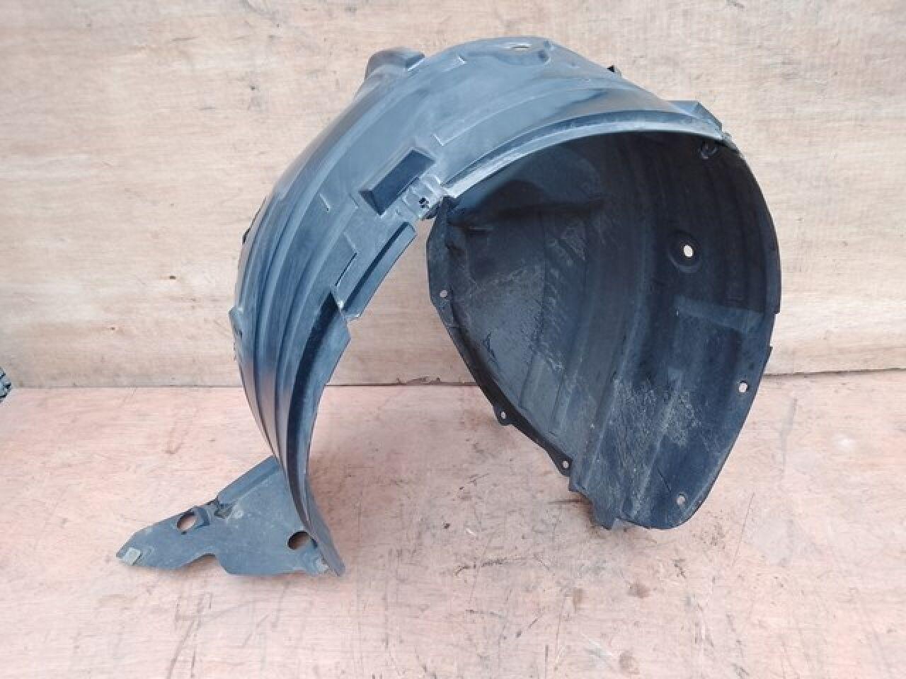 Подкрылок левый передний NISSAN DUALIS NJ10 - 1 ракурс Подкрылок левый передний NISSAN DUALIS NJ10 - 1 ракурс
