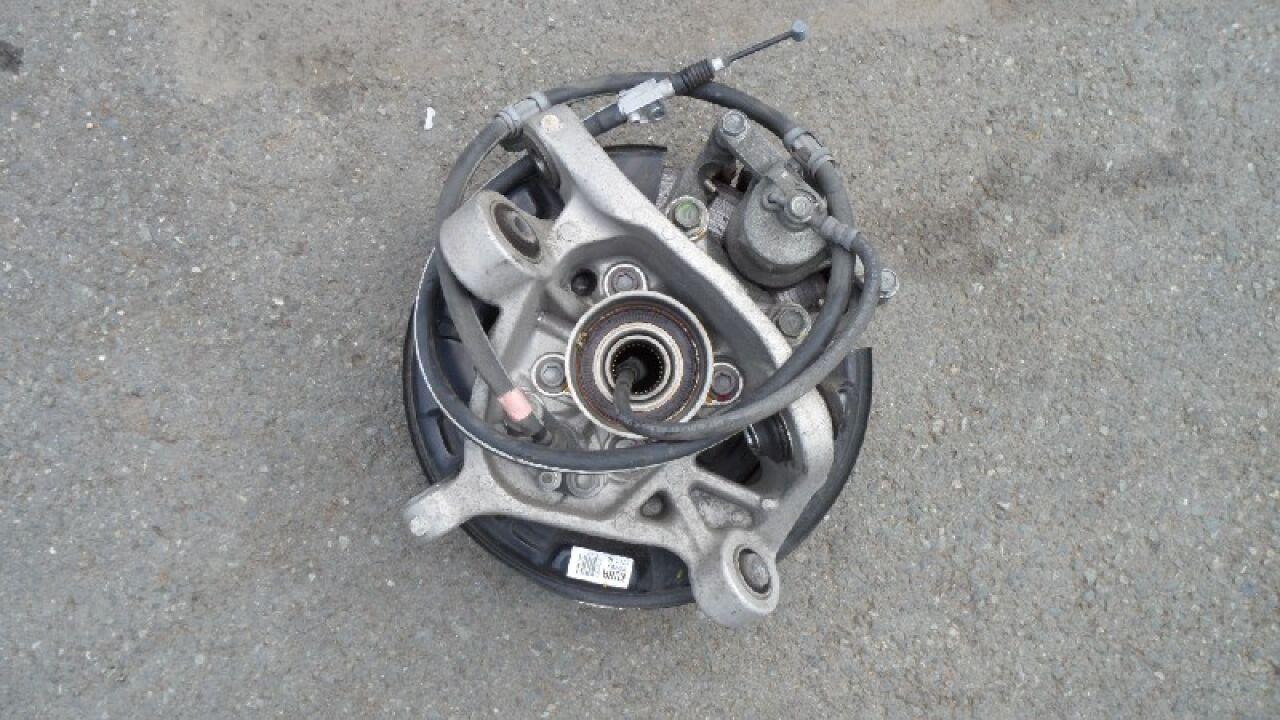 Ступица правая задняя TOYOTA CROWN AWS210, GRS210 - 2 ракурс