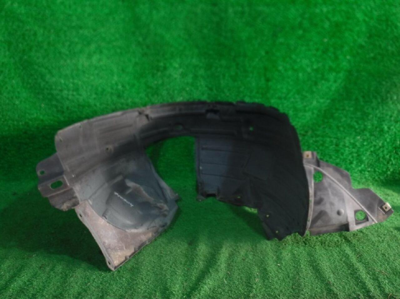 Подкрылок правый передний NISSAN DUALIS, QASHQAI J10, KJ10, KNJ10, NJ10 MR20, HR16, K9K, M9R - 2 ракурс