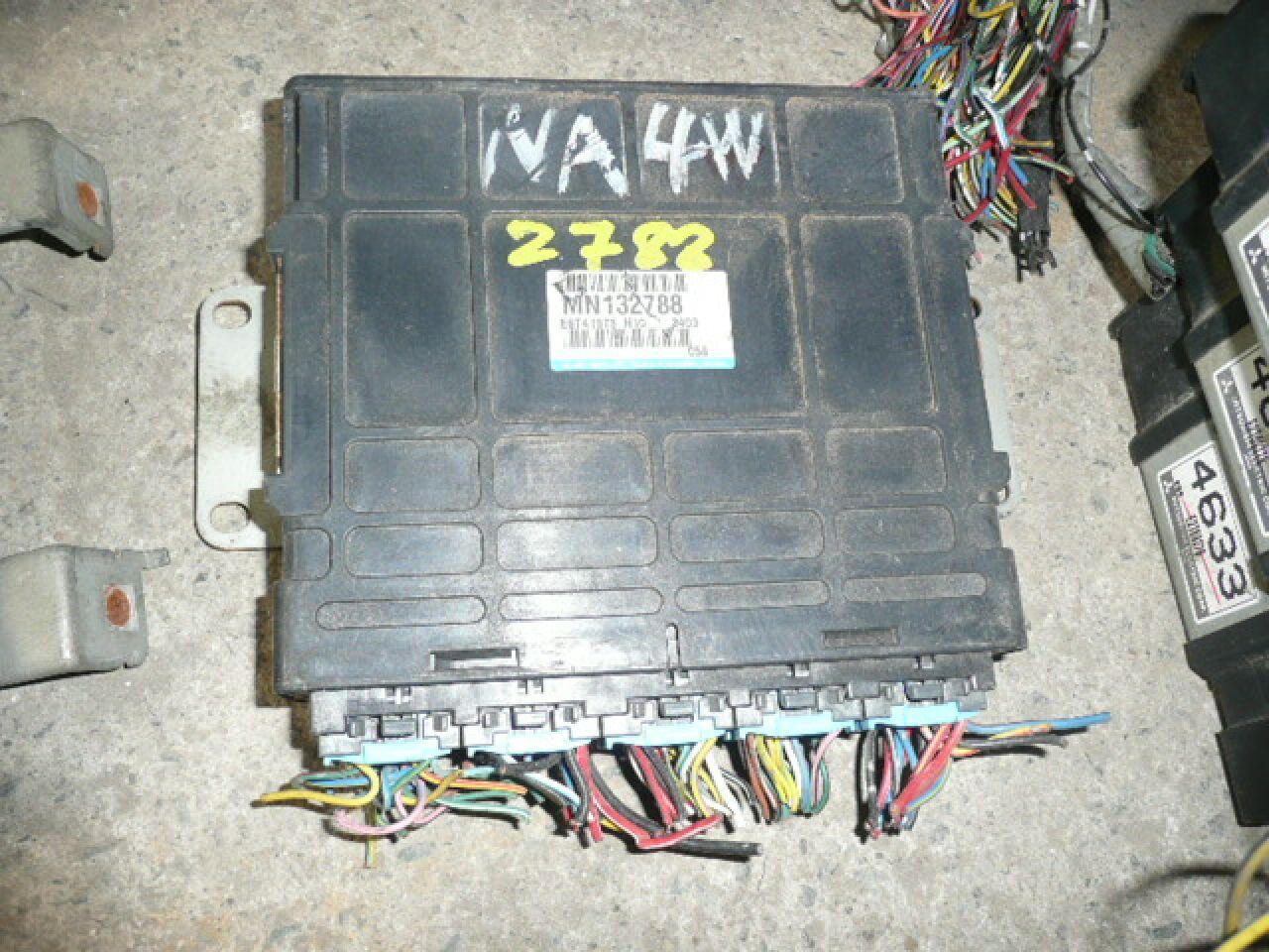 Блок efi MITSUBISHI GRANDIS NA4W 4G69 MN132788 1 ракурс