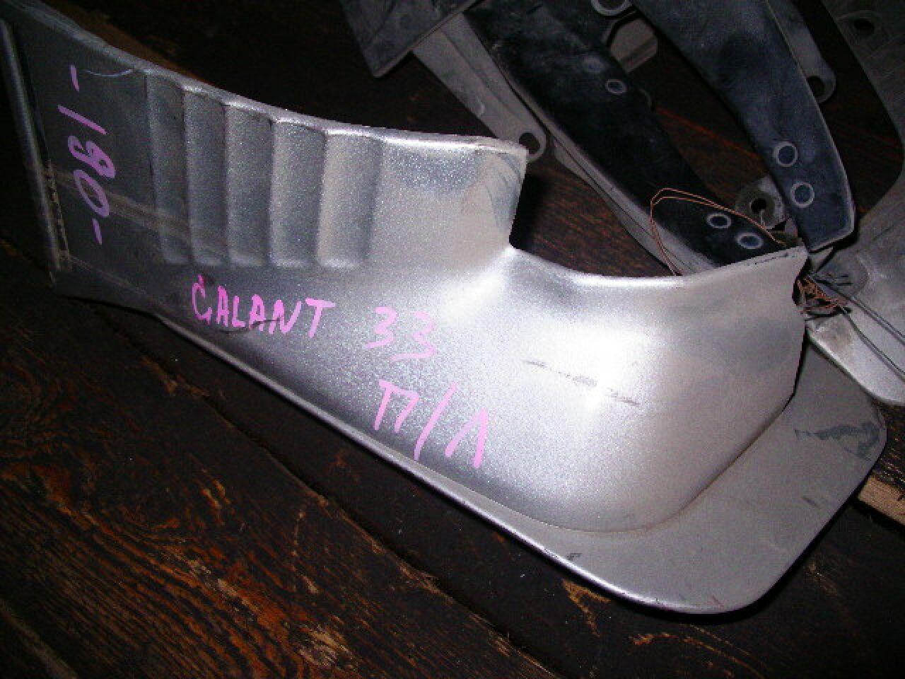 Брызговик левый передний MITSUBISHI GALANT E33A 1 ракурс