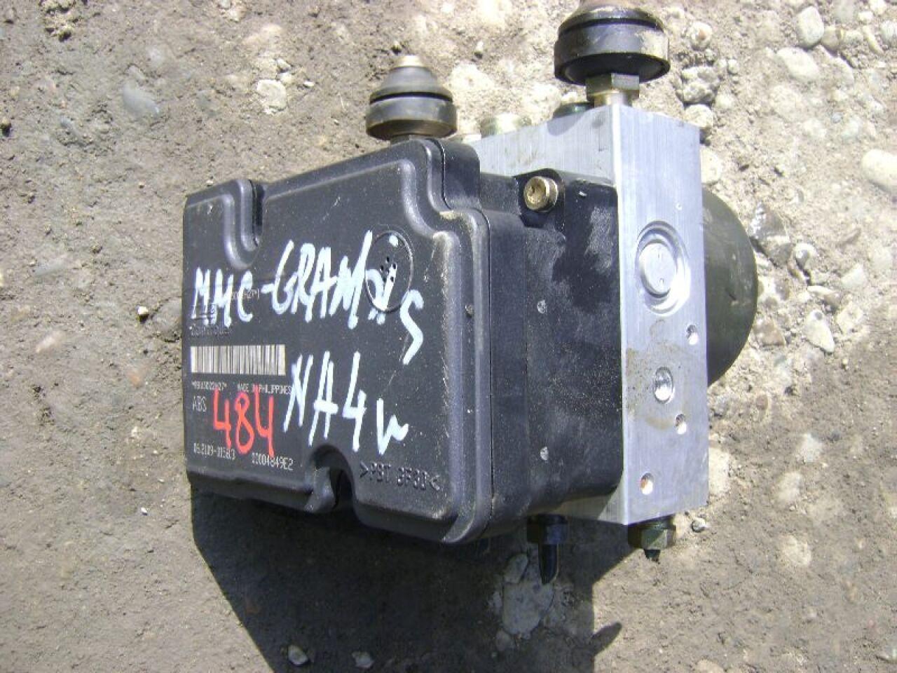 Блок abs MITSUBISHI GRANDIS NA4W 4G69 - 1 ракурс