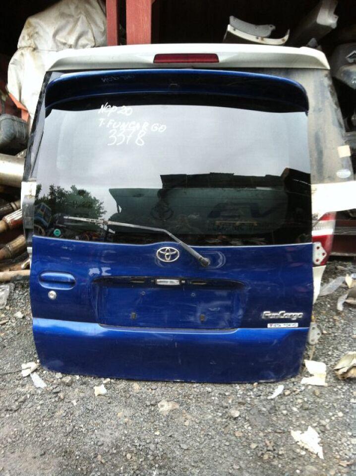Дверь 5-я  TOYOTA FUNCARGO NCP20 NCP21 ,- 1 ракурс