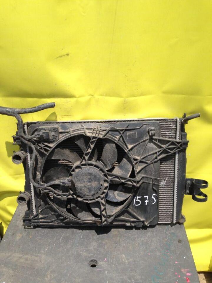 Радиатор основной NISSAN DUALIS KNJ10 MR20DE - 1 ракурс