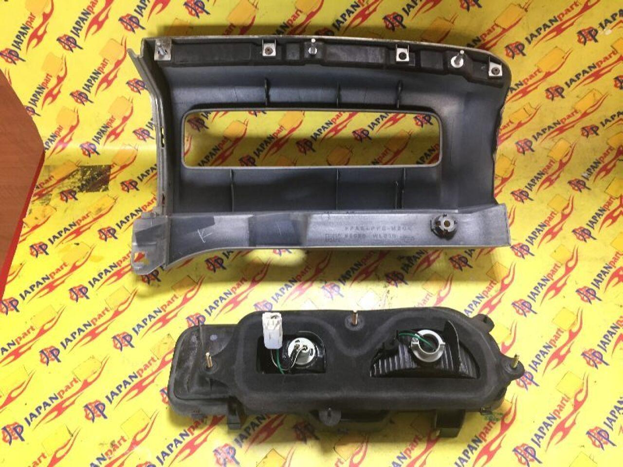 Стоп-сигнал правый NISSAN ELGRAND NE51 - 4 ракурс