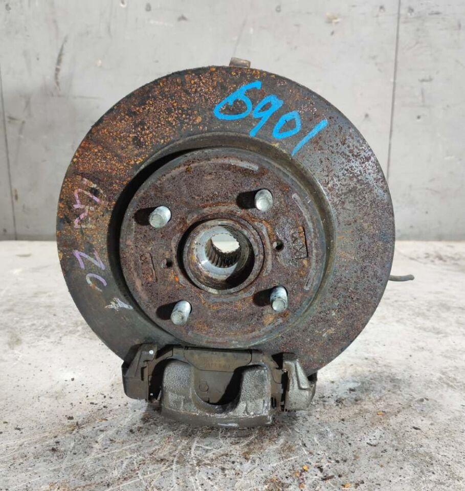 Ступица правая передняя  SUZUKI SWIFT ZC11S 1 ракурс