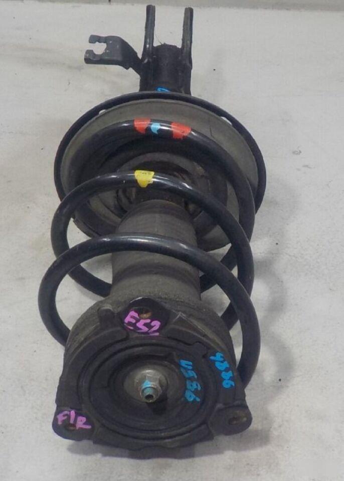 Стойка правая передняя NISSAN ELGRAND E52 2 ракурс