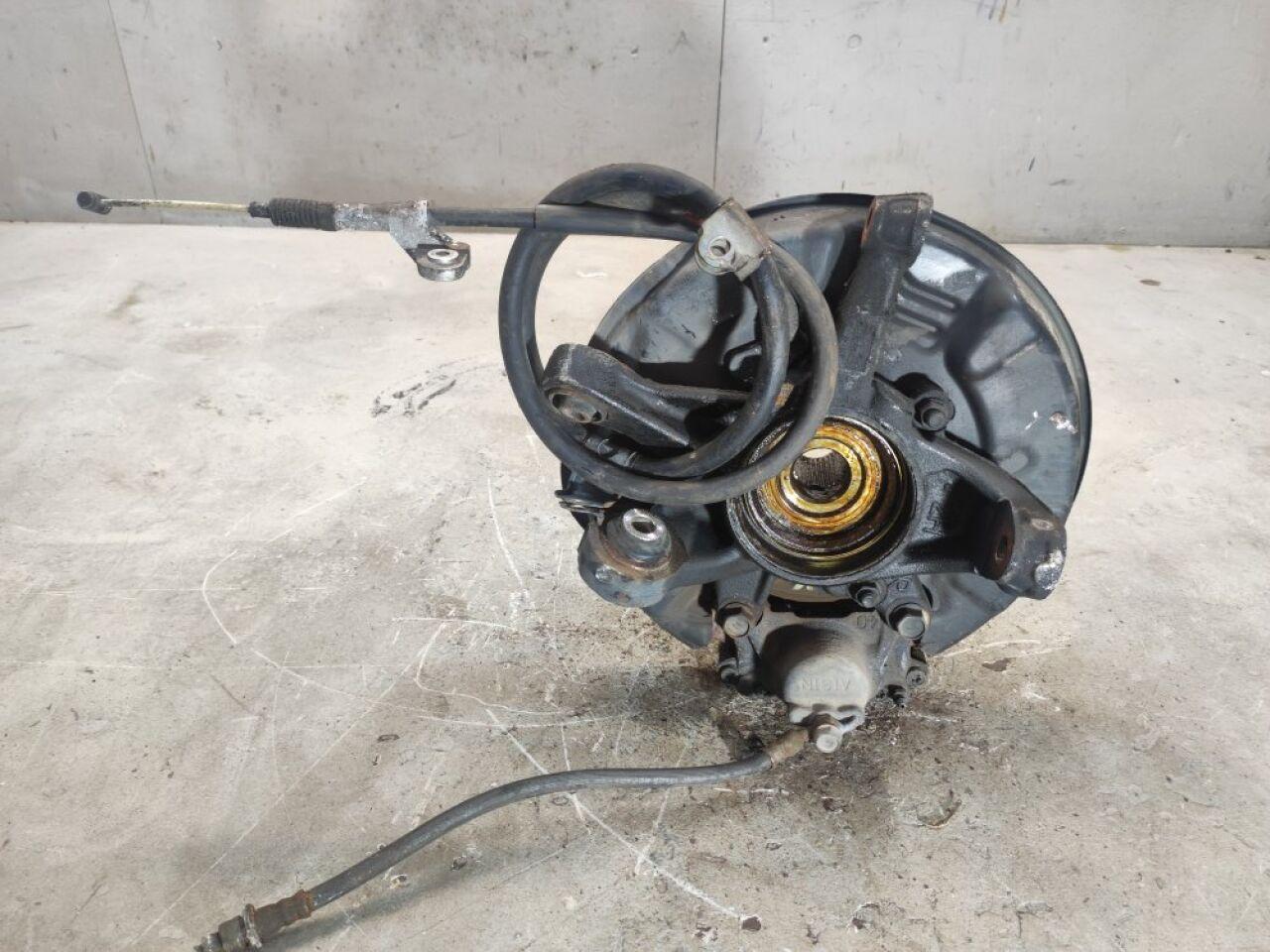 Ступица правая задняя TOYOTA ALTEZZA, BREVIS, CROWN, MARK II, PROGRES, VEROSSA GXE10, JCE10, SXE10, JCG10, JCG11, GS171, JZS171, GX110, JZX110 2 ракурс