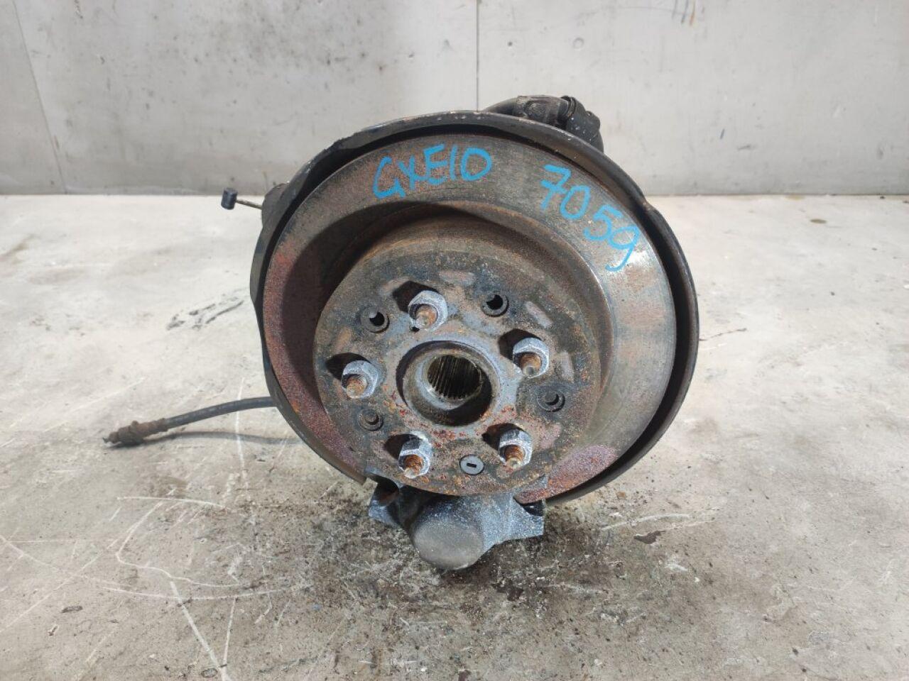 Ступица левая задняя  TOYOTA ALTEZZA, BREVIS, CROWN, MARK II, PROGRES, VEROSSA GXE10, JCE10, SXE10, JCG10, JCG11, GS171, JZS171, GX110, JZX110 1 ракурс