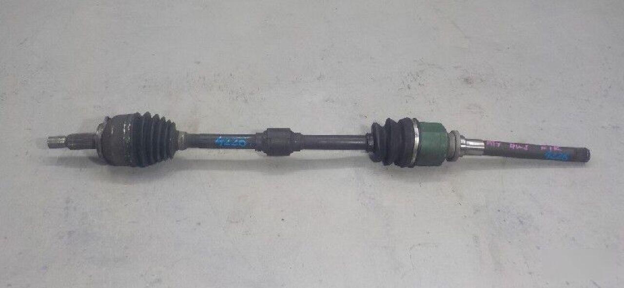Привод правый передний MITSUBISHI GRANDIS NA4W 4G69 1 ракурс