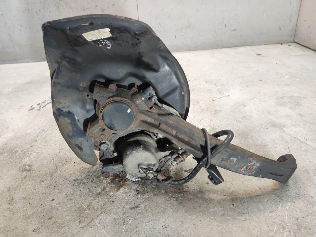 Ступица правая передняя TOYOTA ALTEZZA, BREVIS, CROWN, MARK II, PROGRES, VEROSSA GXE10, JCE10, SXE10, JCG10, JCG11, GS171, JZS171, GX110, JZX110 2 ракурс