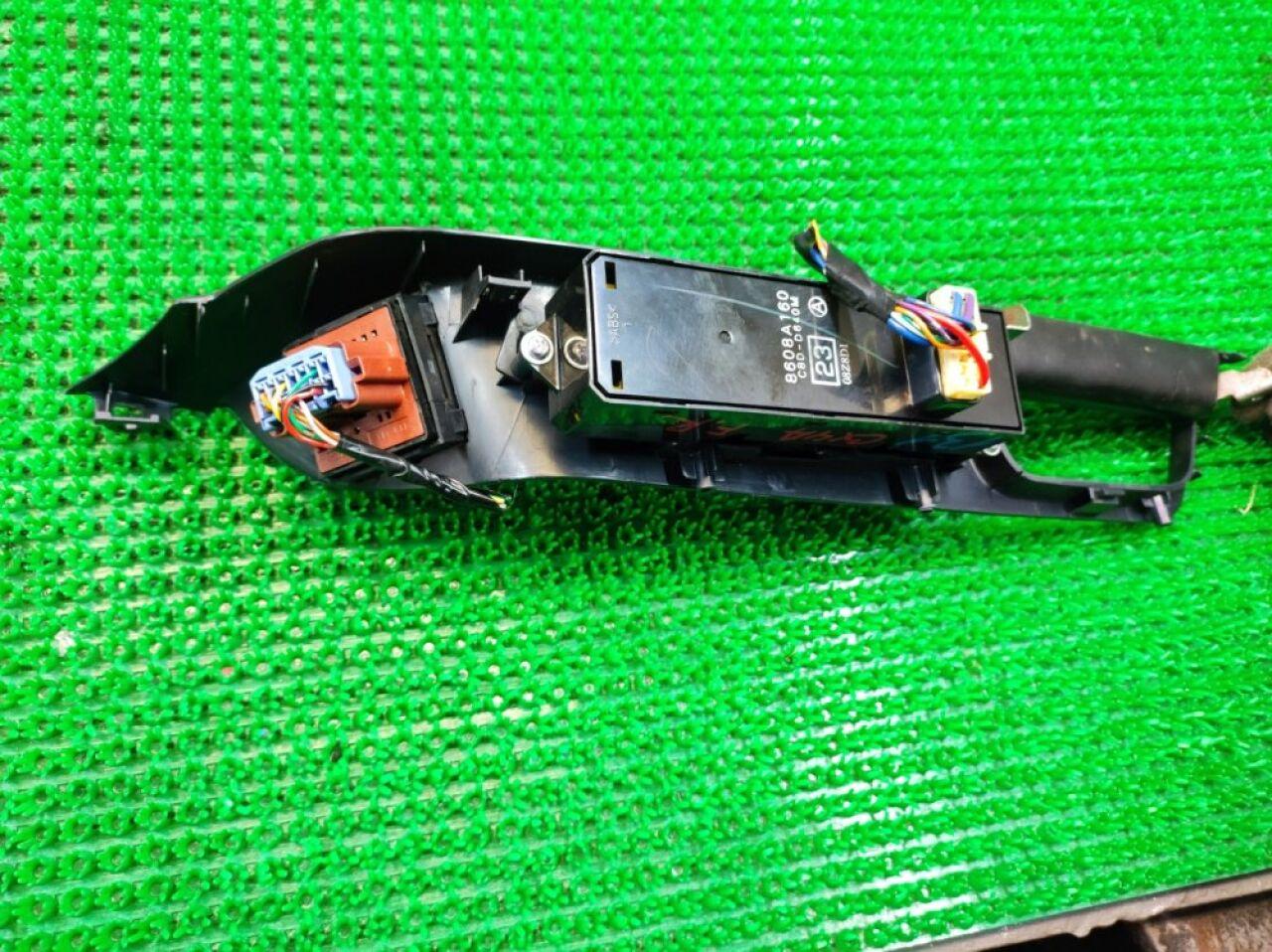 Блок упр. стеклоподьемниками правый передний MITSUBISHI GALANT FORTIS CX4A 8608A160 4 ракурс Блок упр. стеклоподьемниками правый передний MITSUBISHI GALANT FORTIS CX4A 8608A160 4 ракурс