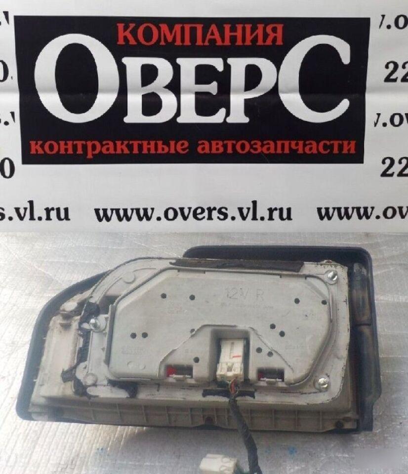 Стоп-сигнал правый задний MITSUBISHI GALANT E32A 438529 2 ракурс