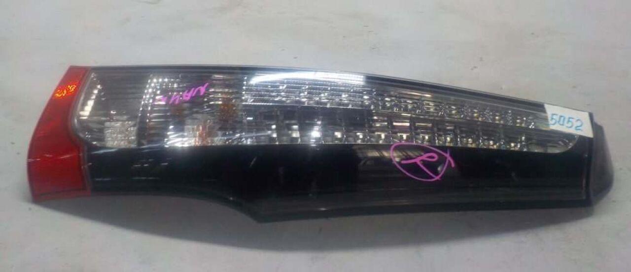 Стоп-сигнал правый задний MITSUBISHI GRANDIS NA4W 22087641 1 ракурс Стоп-сигнал правый задний MITSUBISHI GRANDIS NA4W 22087641 1 ракурс